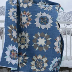 MODA Swoon Sixteen Quilt Pattern By Thimble Blossoms -Alibabette shop Swoon Sixteen Quilt 2
